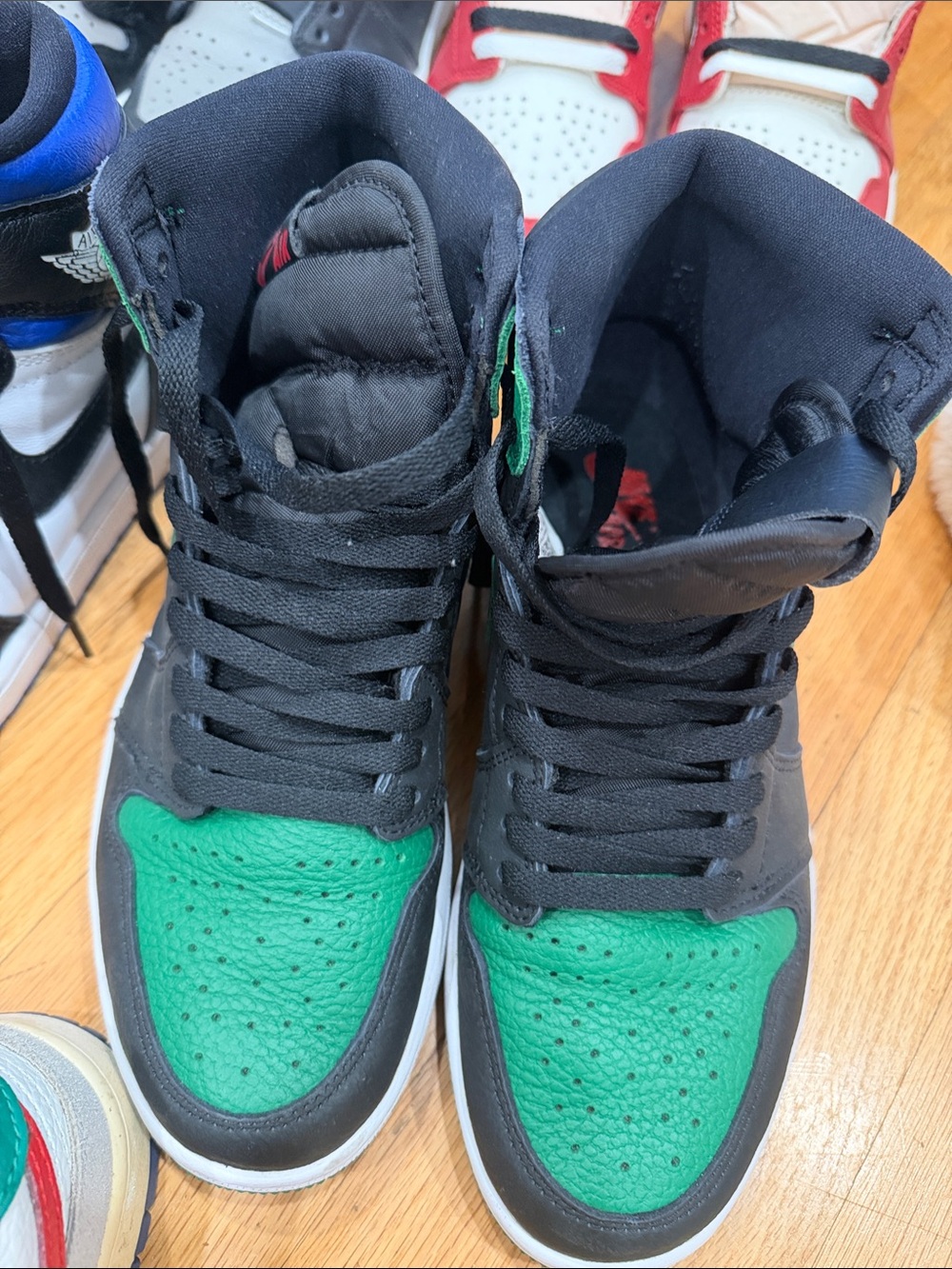 Nike Air Jordan Retro OG Pine Green 2.0 Size 8.5 mens